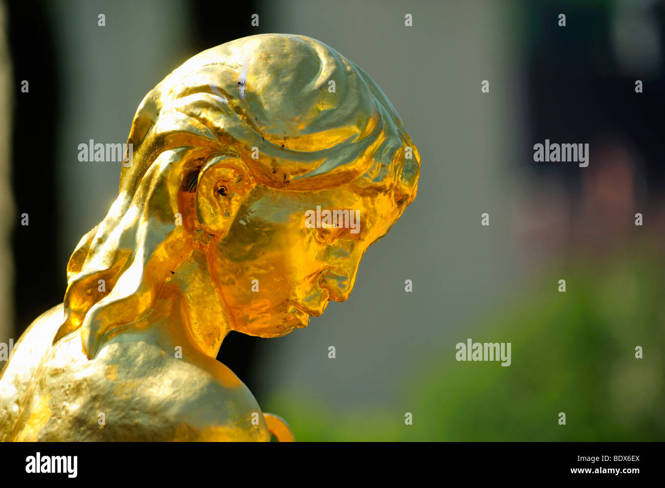 Junge Statue, Katz'scher Garten Park, Gernsbach, Murgtal, Schwarzwald, Baden-Württemberg, Deutschland, Europa Stockfoto