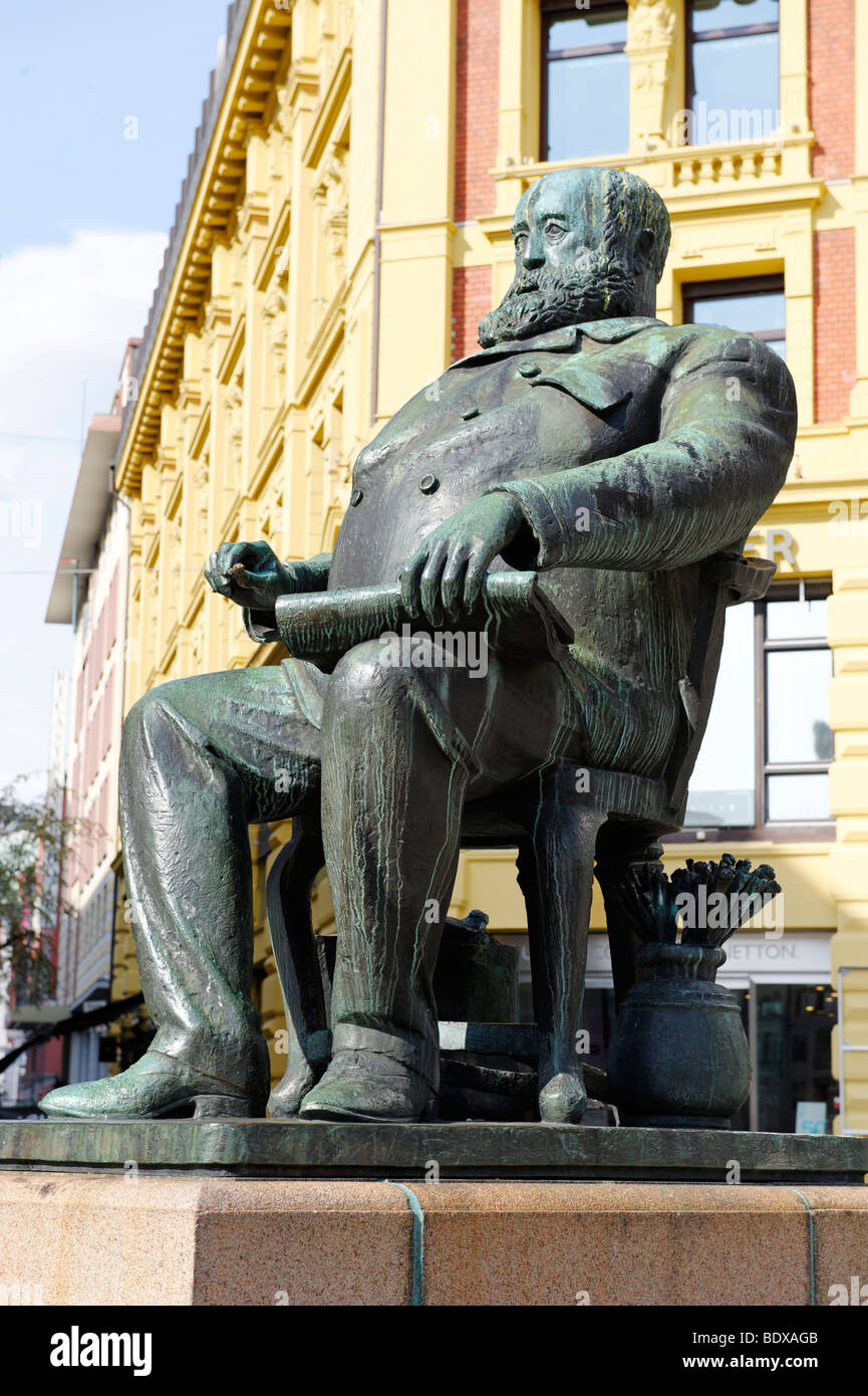 Christian Krohg, 1852-1925, Maler und Journalist, Denkmal, Karl Johans Gate, Oslo, Norwegen, Skandinavien, Europa Stockfoto