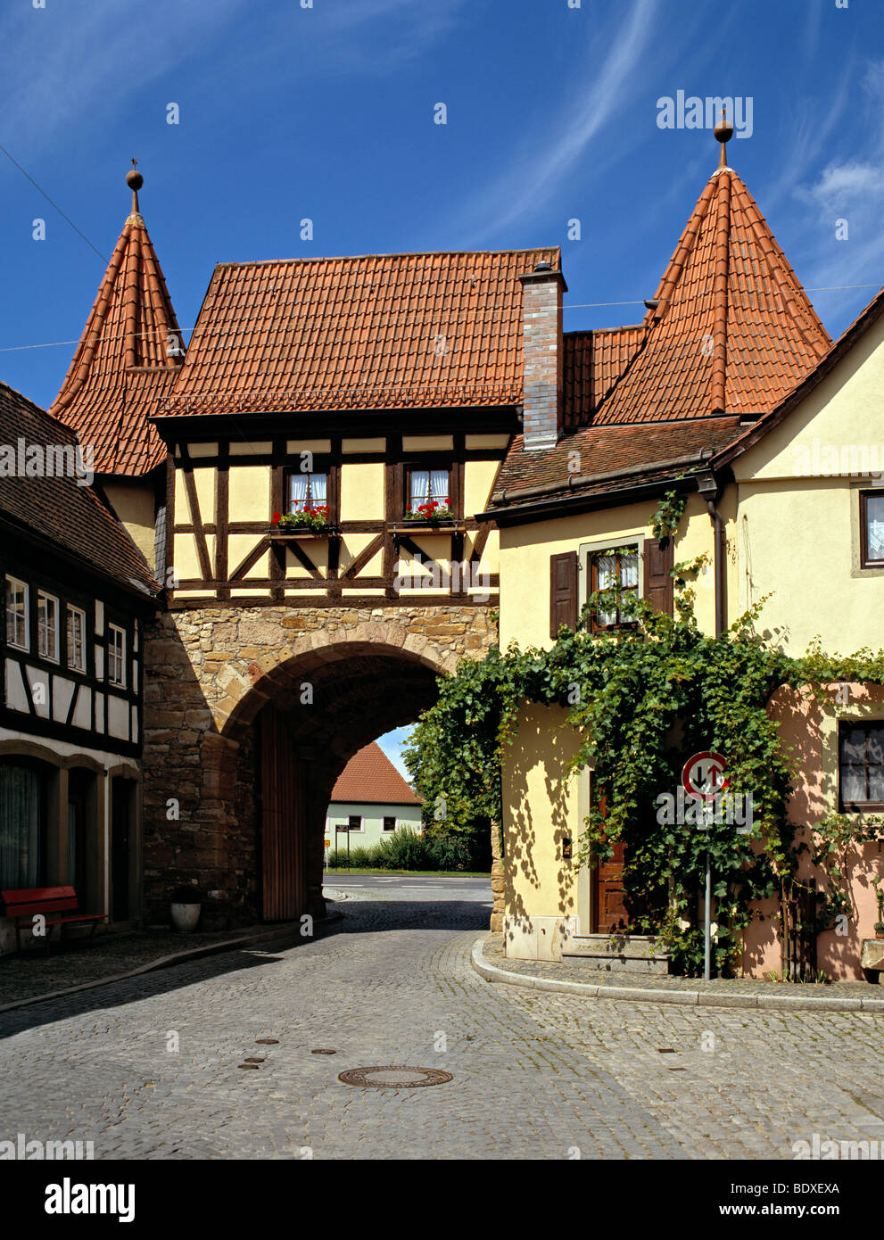 Das Westtor in Prichsenstadt, Franken, Bayern, Deutschland. Stockfoto