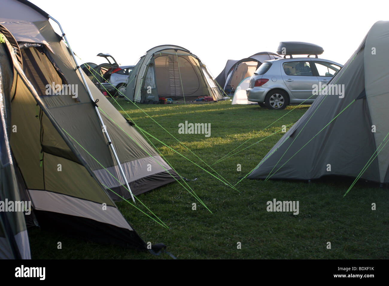 Blick auf Britchcombe Bauernhof Campingplatz in Uffington, Oxfordshire, England. Stockfoto