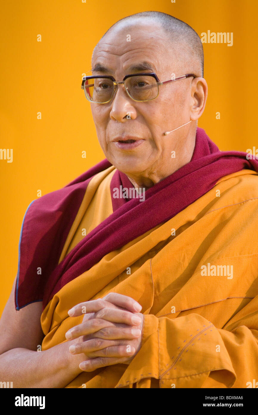 Seine Heiligkeit der 14. Dalai Lama, Tenzin Giatso, Commerzbank-Arena Veranstaltungsort, Frankfurt Am Main, Hessen, Deutschland, Europa Stockfoto