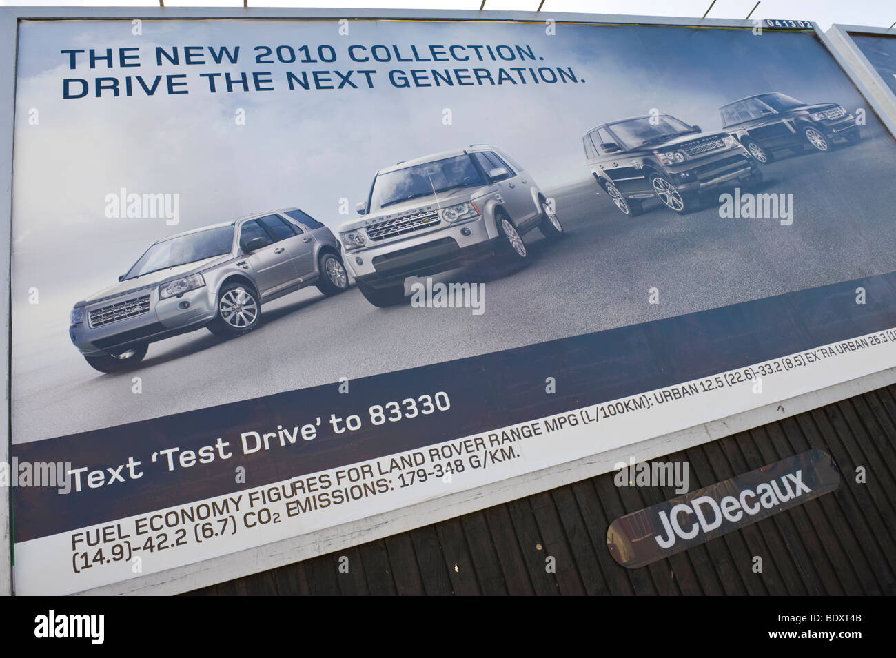 JCDecaux Plakatwand für Land Rover in Großbritannien Stockfoto