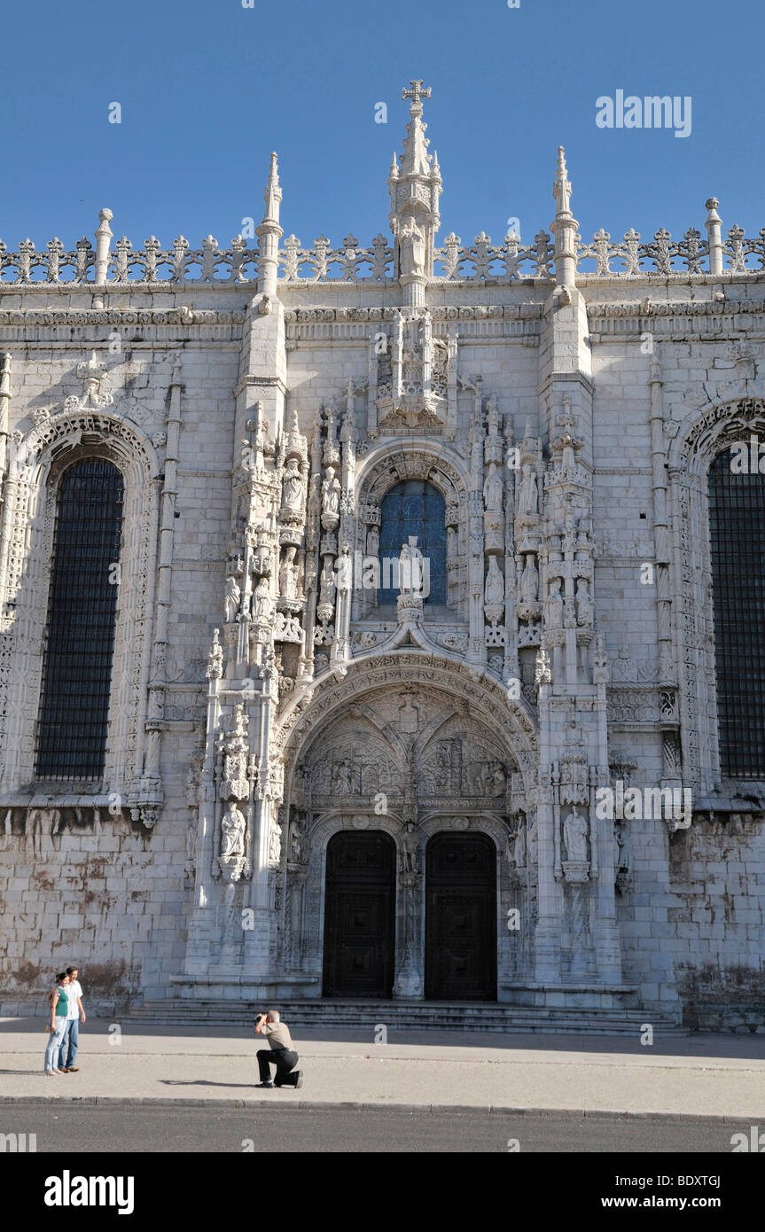 Fassade und Eingang des Hieronymus-Kloster Mosteiro Dos Jeronimos, UNESCO-Weltkulturerbe, manuelinischen Stil, Portugu Stockfoto