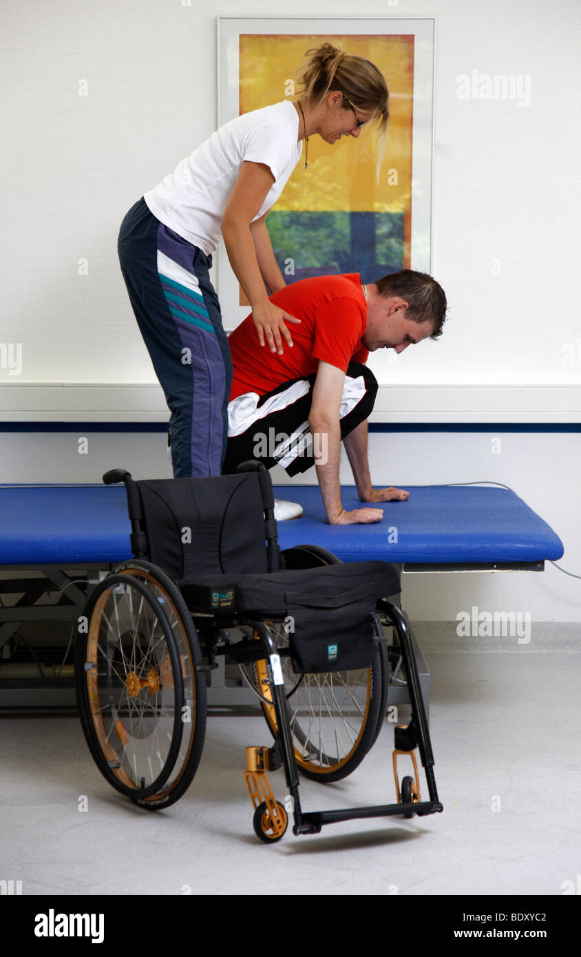 Neurologischen Rehabilitationseinrichtung, Physiotherapie und Heilgymnastik, Bonn, Deutschland Stockfoto