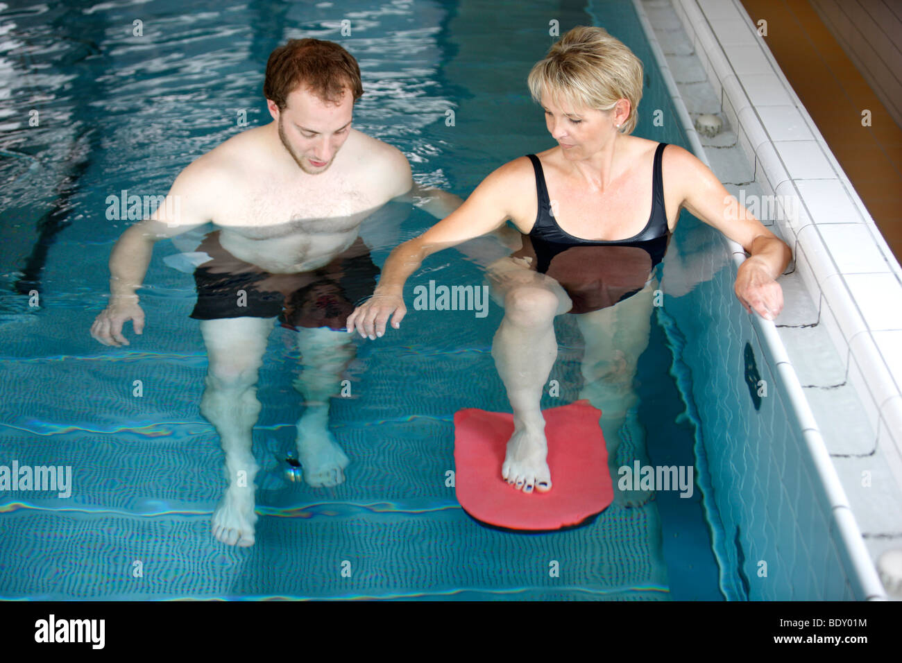 Neurologischen Rehabilitationseinrichtung, Physiotherapie, Wasser Gymnastik, Bonn, Deutschland Stockfoto