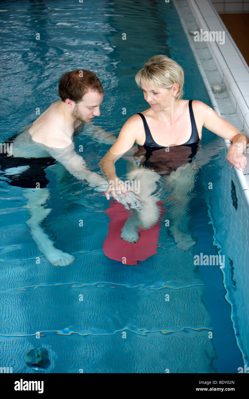 Neurologischen Rehabilitationseinrichtung, Physiotherapie, Wasser Gymnastik, Bonn, Deutschland Stockfoto