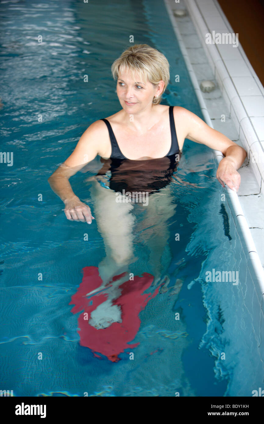 Neurologischen Rehabilitationseinrichtung, Physiotherapie, Wasser Gymnastik, Bonn, Deutschland Stockfoto