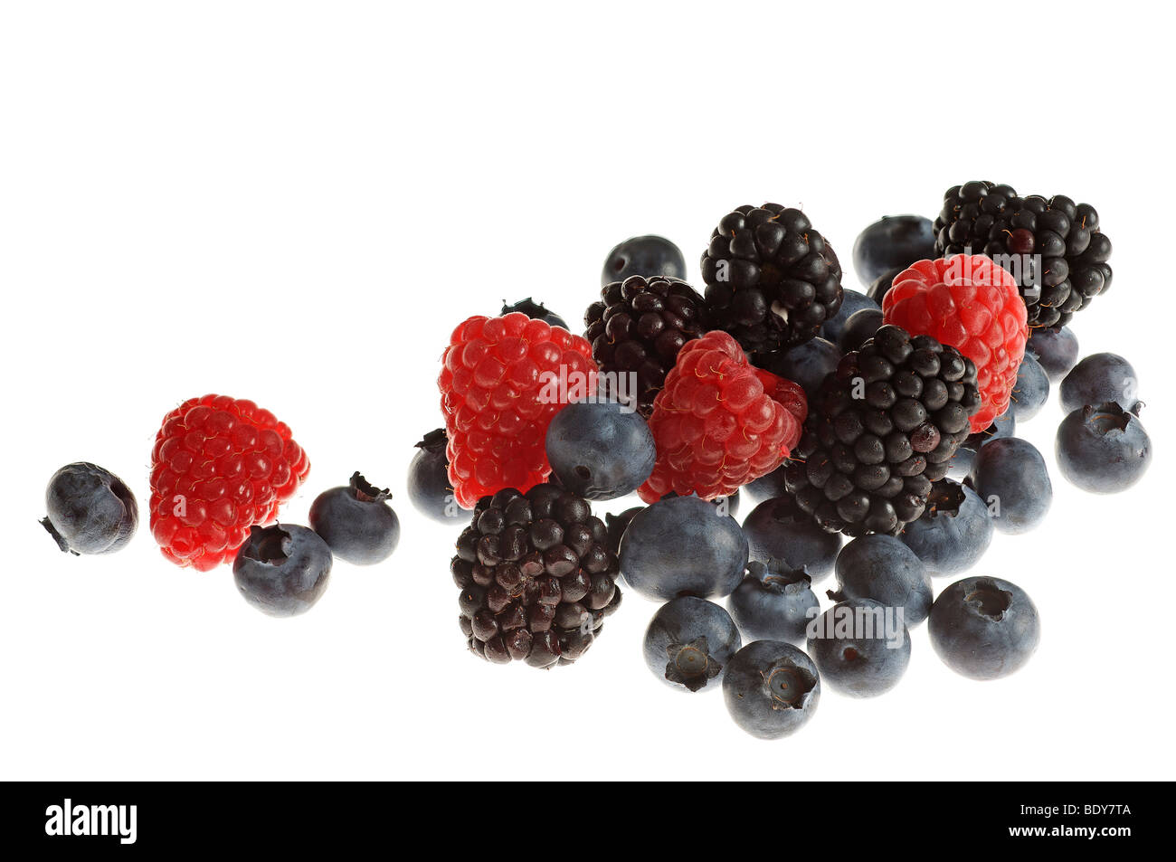 Himbeeren, Brombeeren und Heidelbeeren Stockfoto