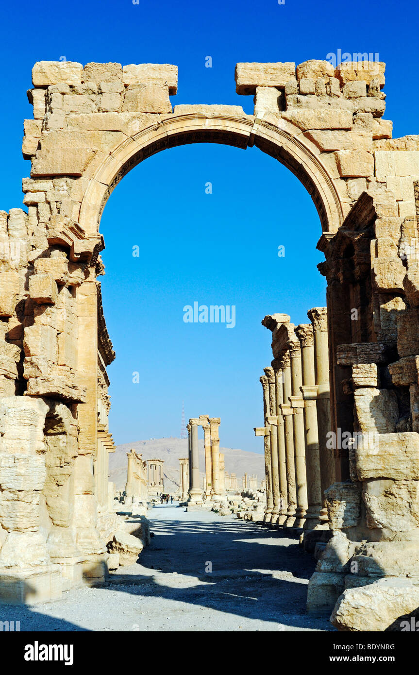Hadrian Tor, Eingang zur Ausgrabungsstätte von Palmyra, Tadmur, Syrien, Asien Stockfoto