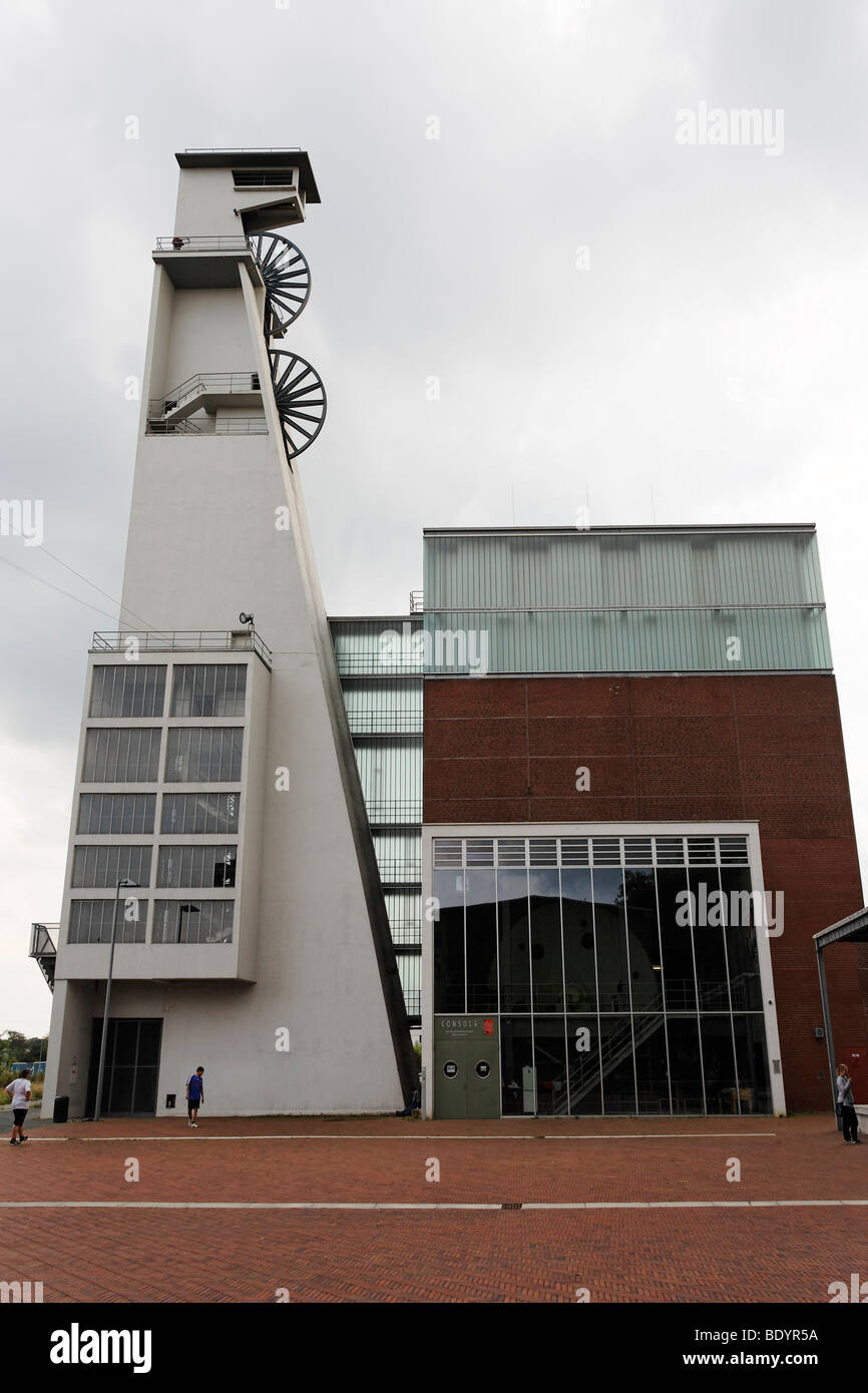Ehemaligen Zeche Konsolidierung, Welle Turm und Engine House, jetzt Probe Musikzentrum Consol 4, Gelsenkirchen-Bismarck, Ruhr Stockfoto