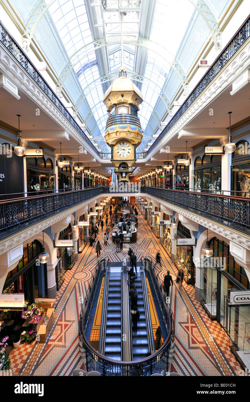 Royal Clock, Arkaden, Boutiquen, QVB, Queen Victoria Building, Einkaufszentrum, Sydney, New South Wales, Australien Stockfoto