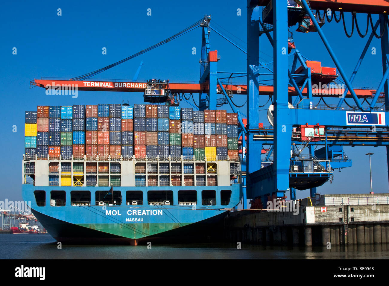 Container-Schiff / Hamburg Stockfoto