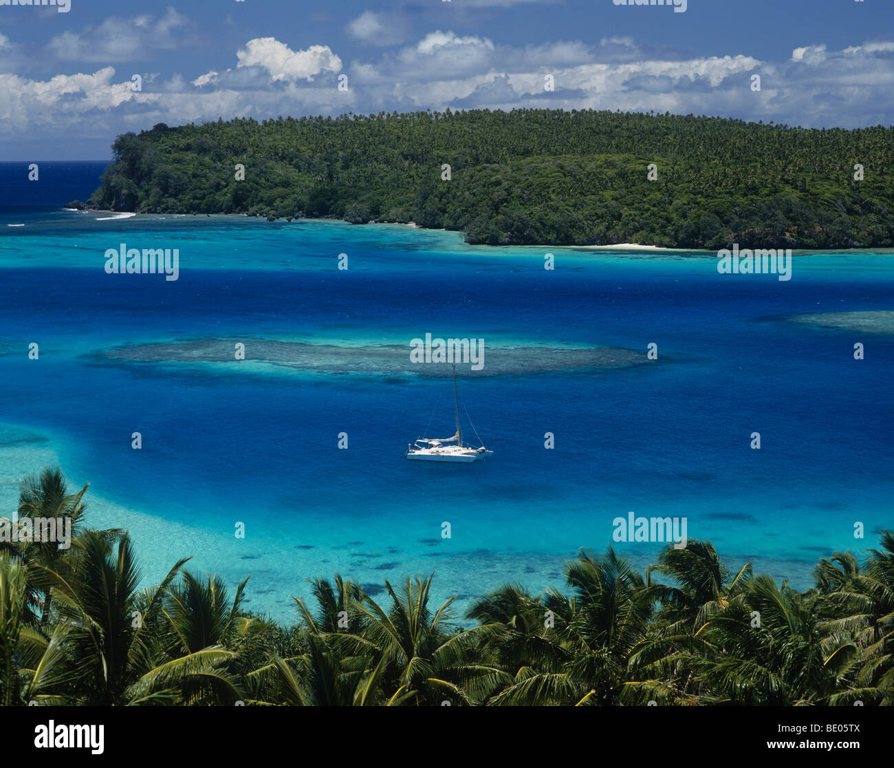 Königreich Tonga, Vava'u Inseln, Blick auf Fofoa Island und Lagune Stockfoto