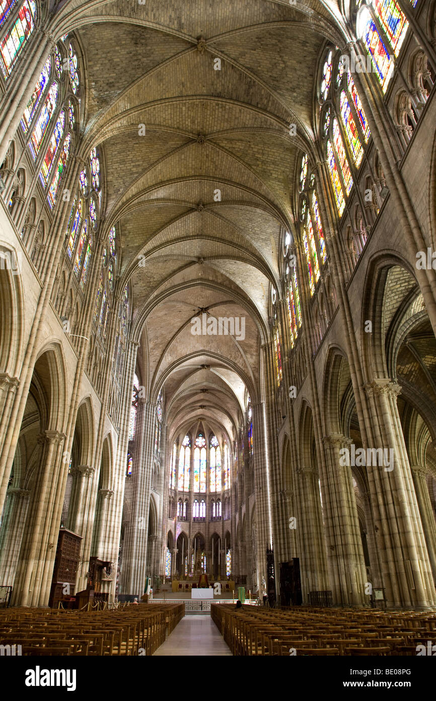 St denis paris kathedrale Fotos und Bildmaterial in hoher Auflösung