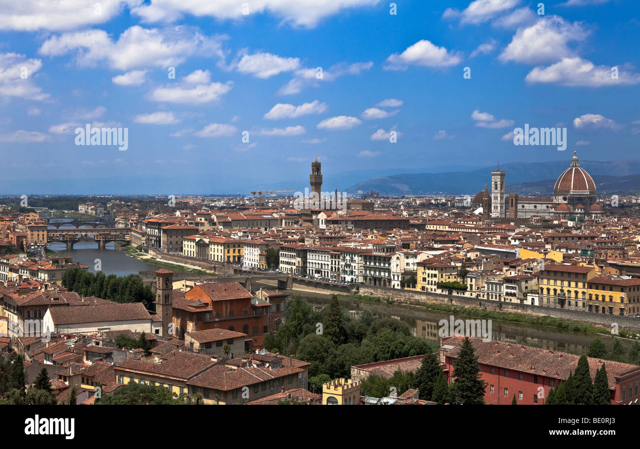 Panorama von Florenz (Fluss Arno, Ponte Vecchio,...), Florenz, Toskana, Italien, Mittelmeer Europa, EU. Stockfoto