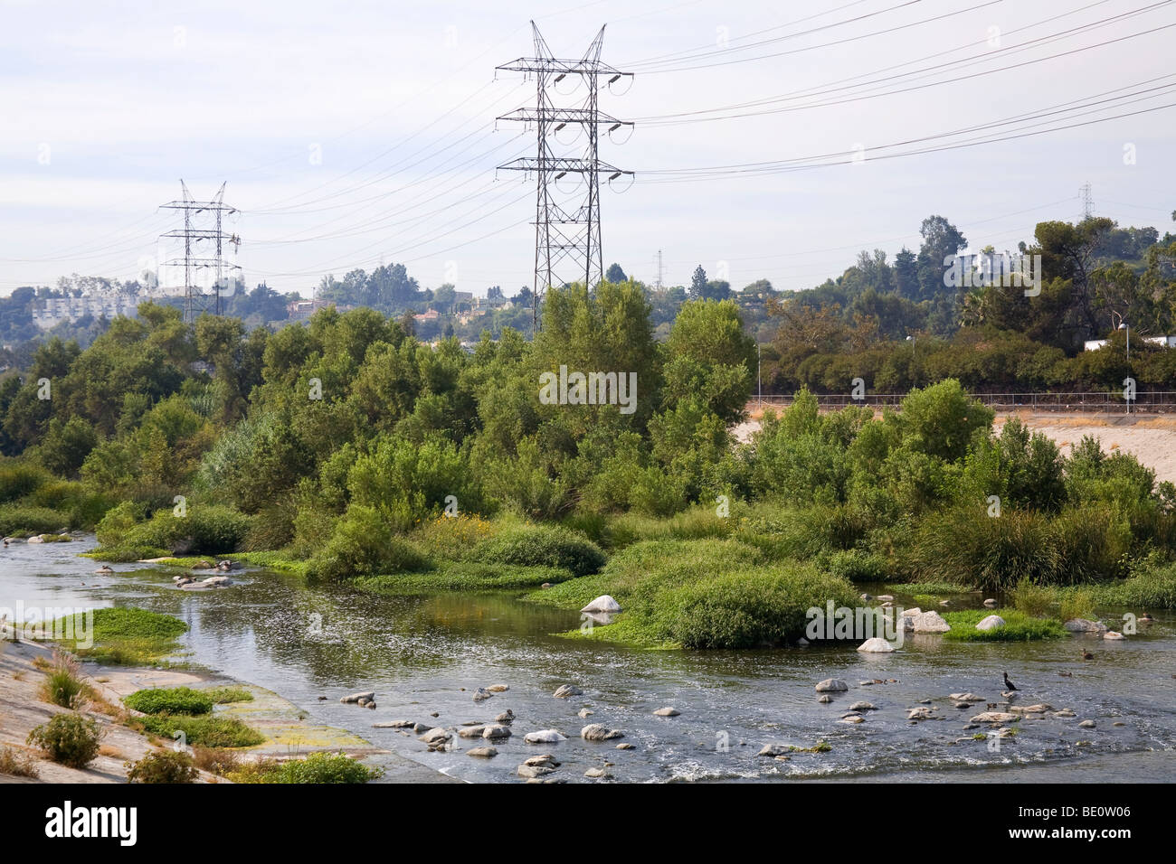 Glendale Narrows entlang des Los Angeles River. Los Angeles, Kalifornien, USA Stockfoto