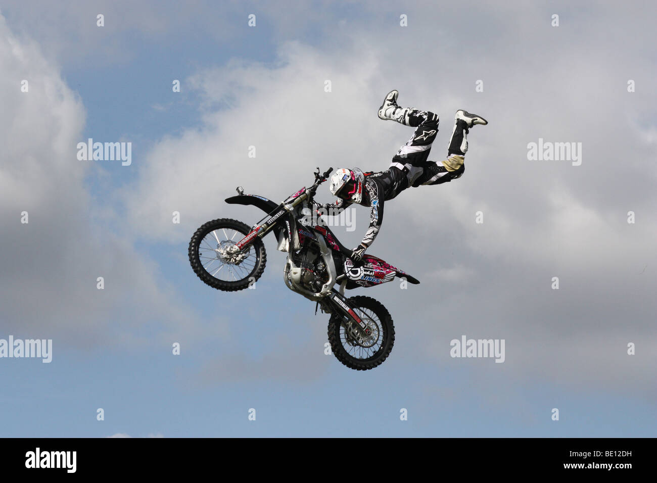 Motorrad stunt Anzeige Romsey zeigen Hampshire UK 2009 Stockfoto