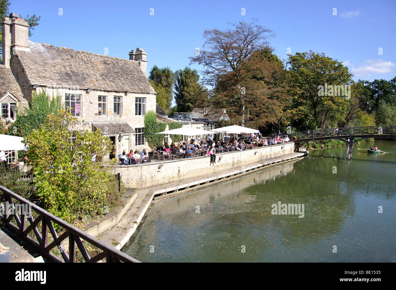 15. Jahrhundert The Trout Inn, Lower Wolvercote, Wolvercote, Oxford, Oxfordshire, England, Vereinigtes Königreich Stockfoto