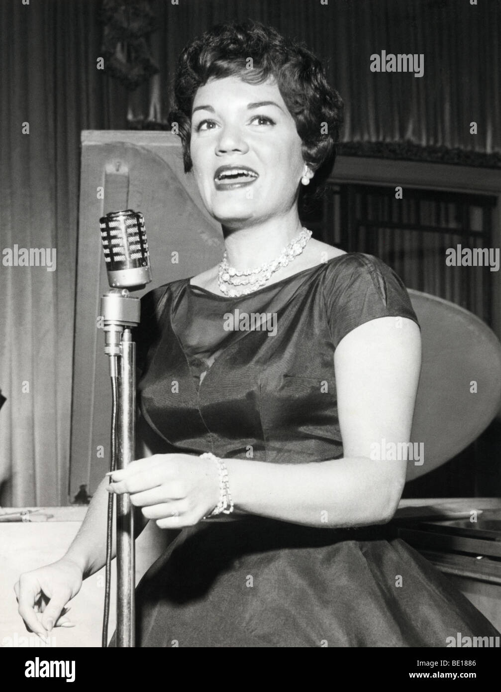 CONNIE FRANCIS - US Popp Sängerin/Schauspielerin über 1959 Stockfoto