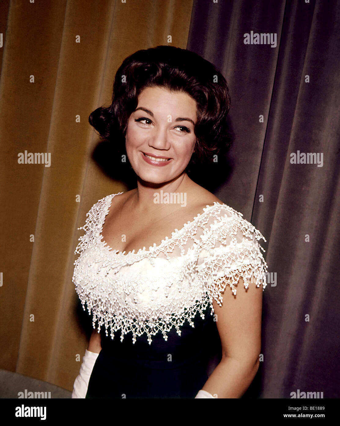 CONNIE FRANCIS - US-Sängerin/Schauspielerin über 1963 Stockfoto