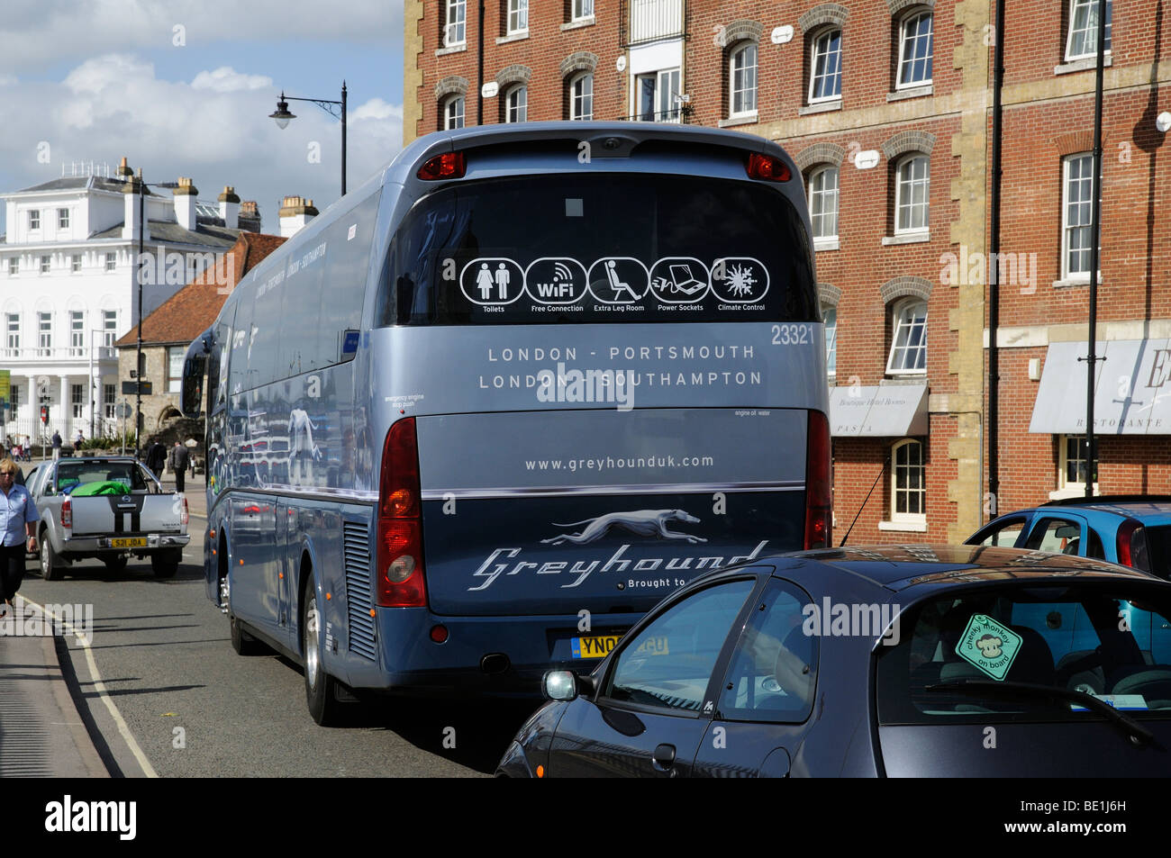 Ein britische Greyhound Lines Bus namens Proud Mary in Southampton am ersten Tag des neuen London Stockfoto