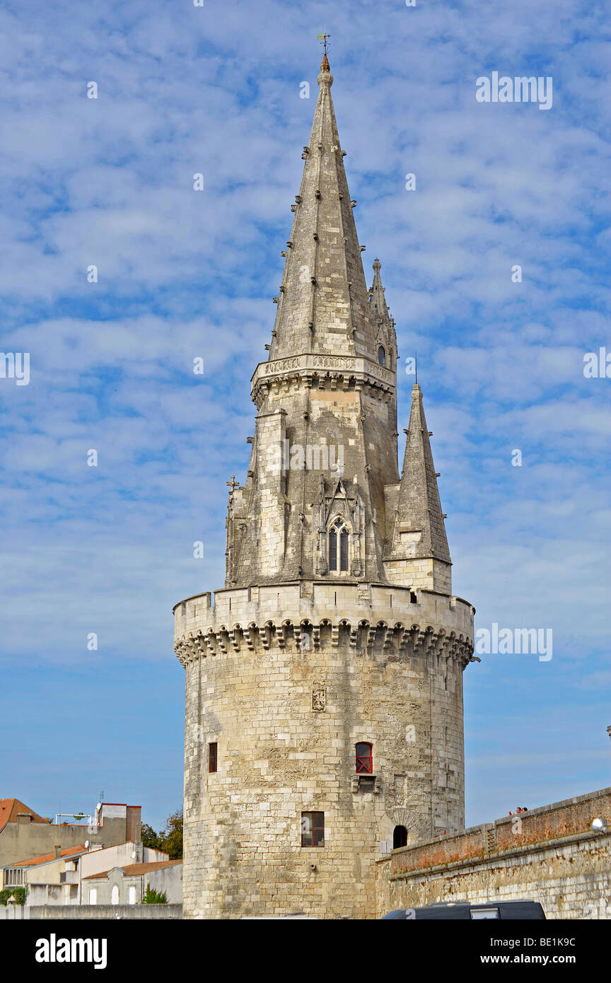 Alten Befestigungsturm am Hafen Hafen von La Rochelle, Frankreich Stockfoto