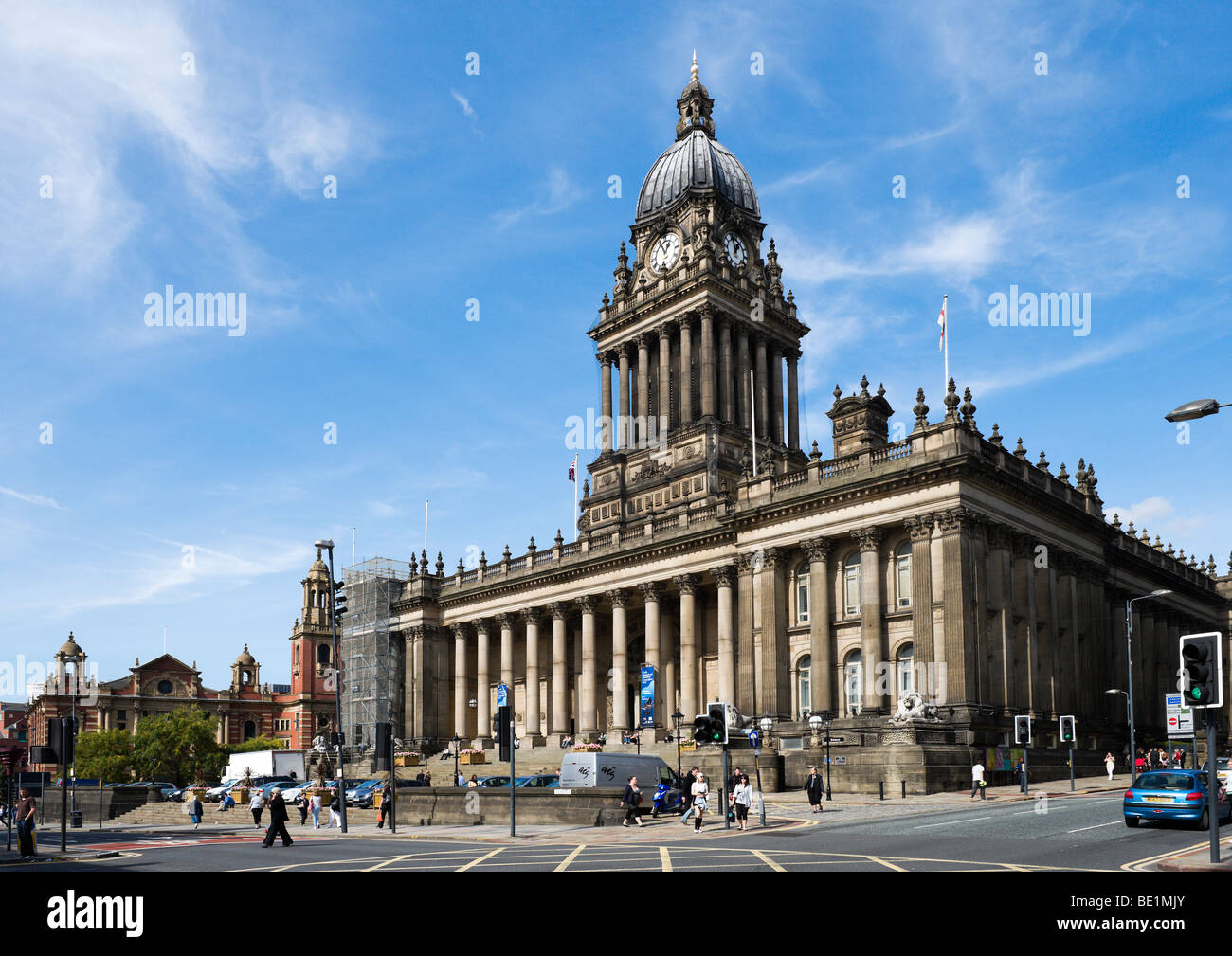 Leeds Town Hall entworfen von den ortsansässigen Architekten, Cuthbert Brodrick, Leeds, West Yorkshire, England Stockfoto