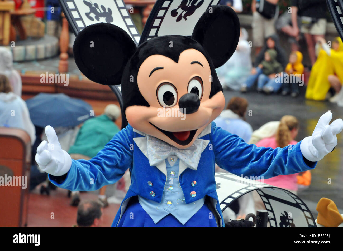 PARADE der MAGIC KINGDOM im WALT DISNEY WORLD - APRIL 13: Micky Maus auf der Magic Kingdom-Parade. Disneyworld in Orlando, Florida Stockfoto
