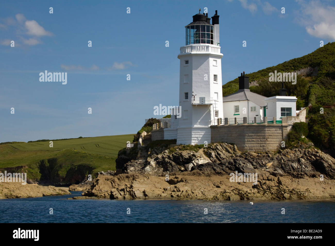 St. Antony Leuchtturm; aus dem Meer; Roseland Halbinsel; Cornwall Stockfoto