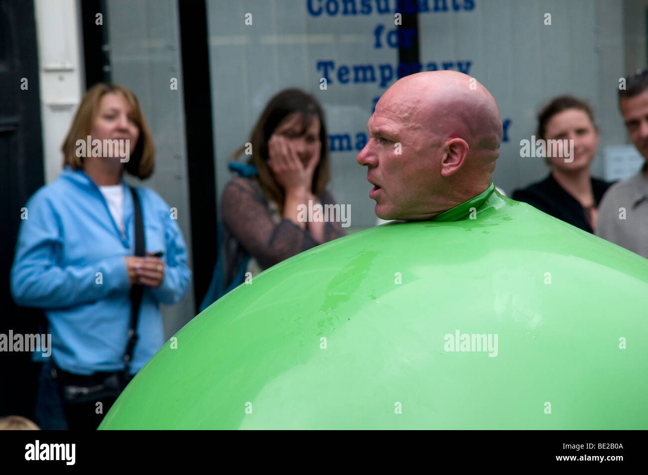 Ashbourne International Streetfest 2009 Straßentheater und Kunst-Festival in Ashbourne Derbyshire Peak District England Stockfoto