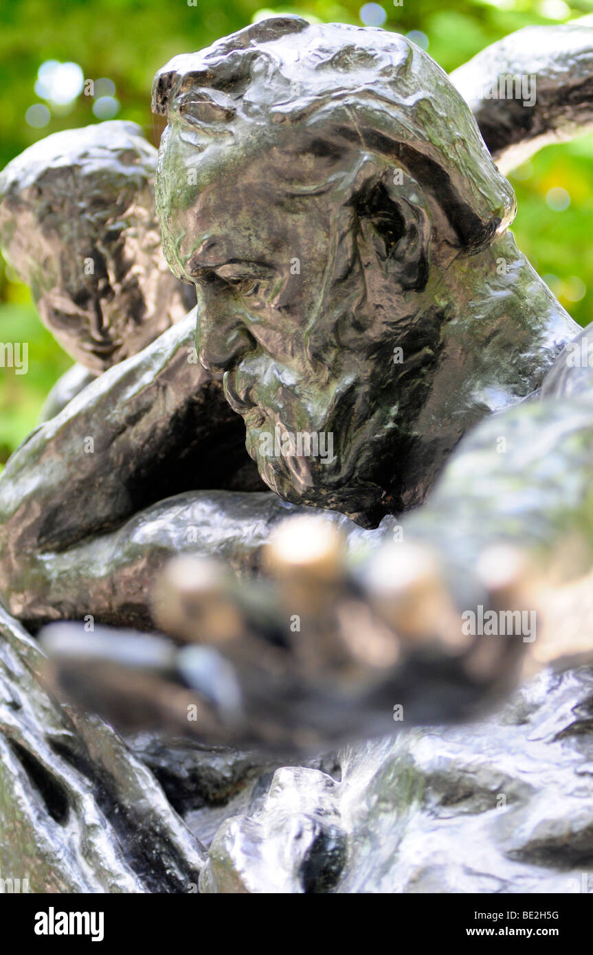 Skulpturen von Auguste Rodin ausgestellt im Garten des Musée Rodin in