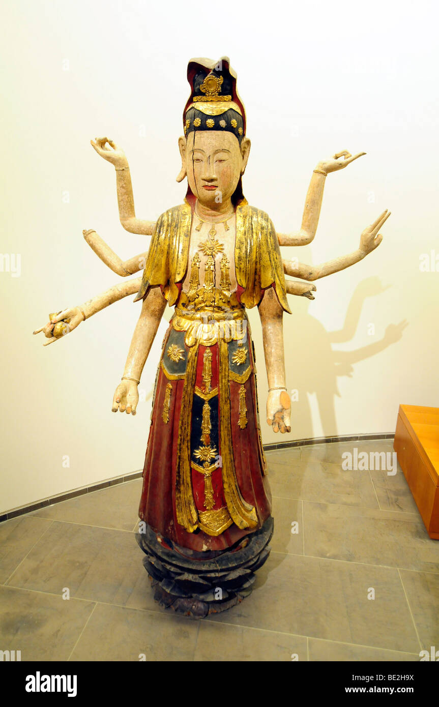 Innere des Musée Guimet, ein Museum für asiatische Kunst in Zentral-Paris, Frankreich. Stockfoto