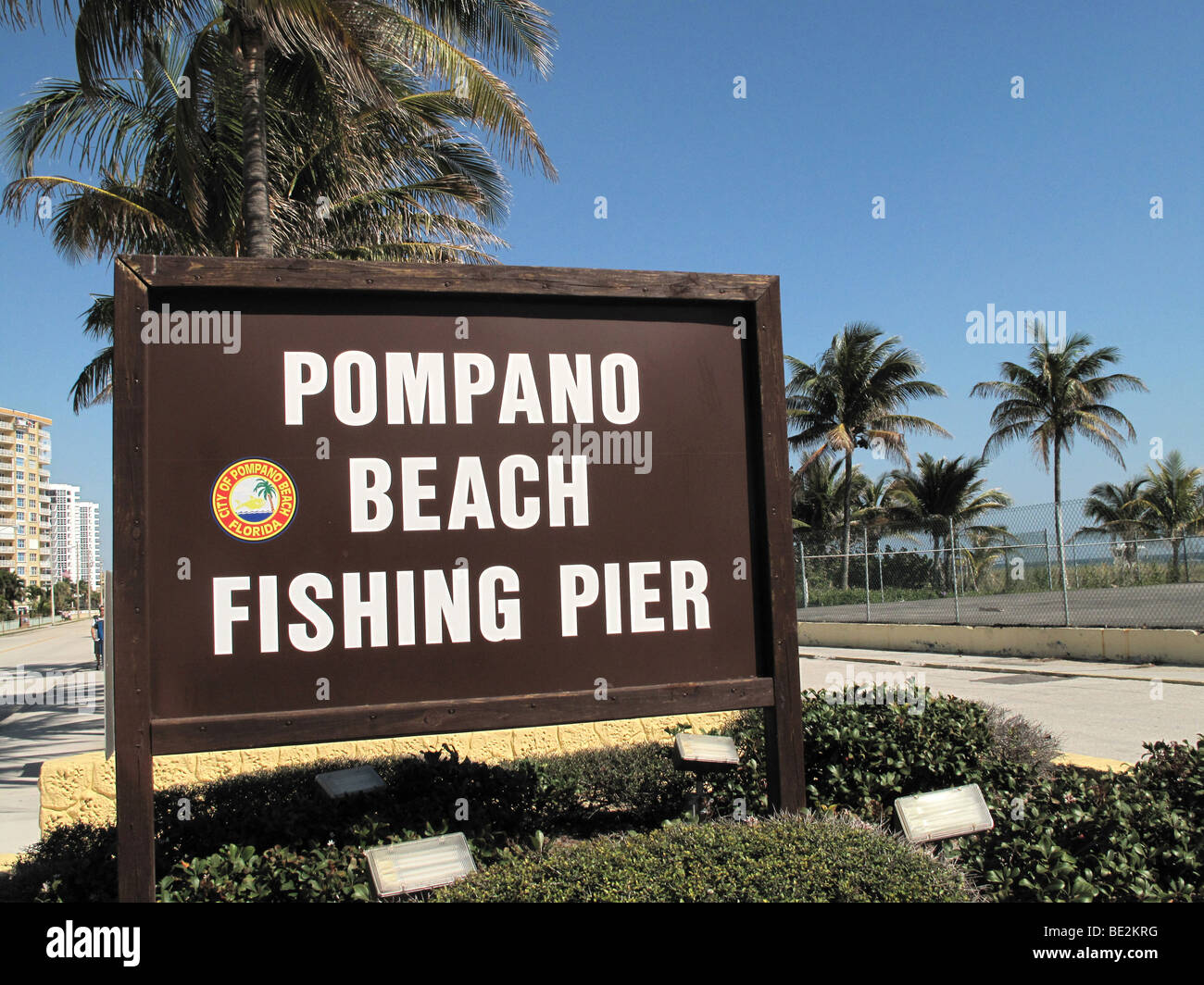 Pompano Beach fishing Pier Zeichen. Stockfoto