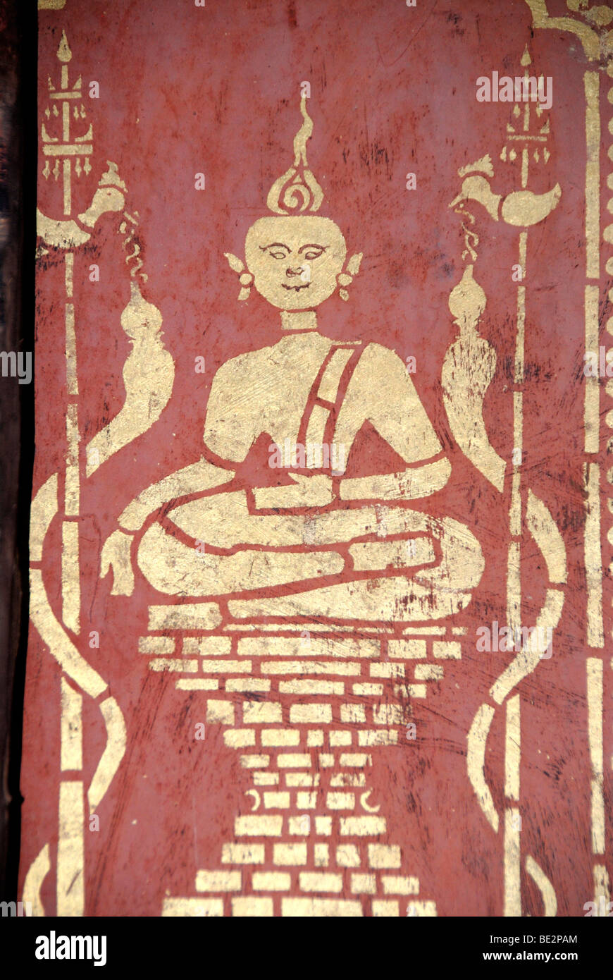 Theravada-Buddhismus, Wandbild, Buddha meditieren auf dem Thron, Meditation, Tai Lue Tempel, Lue, Kloster, Ban La, Gnot Ou Halbin Stockfoto