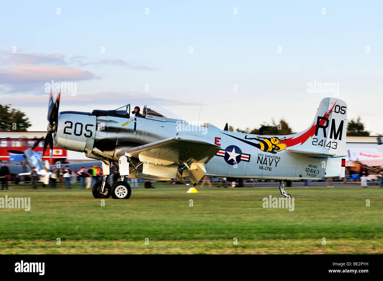 Amerikanische Douglas a-1 Skyraider Jagdbomber Flugzeuge Europas größte Treffen des Jahrgangs bei Hahnweide, Kirchheim-Teck, Baden-W Stockfoto