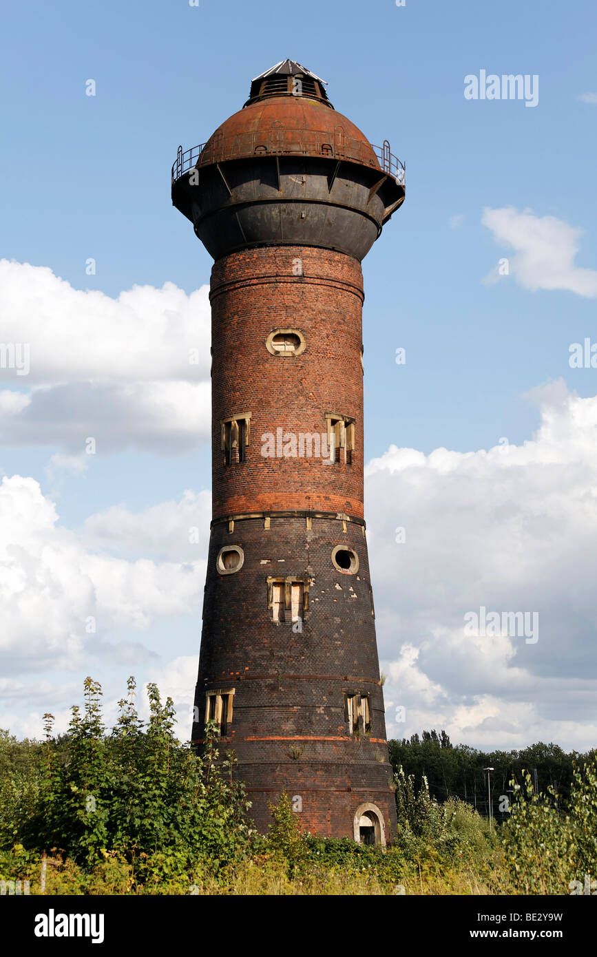 Historischen Wasserturm Nord verlassen Rangier-Hof, Duisburg-Wedau, Ruhr und Umgebung, North Rhine-Westphalia, Deutschland, Europa Stockfoto