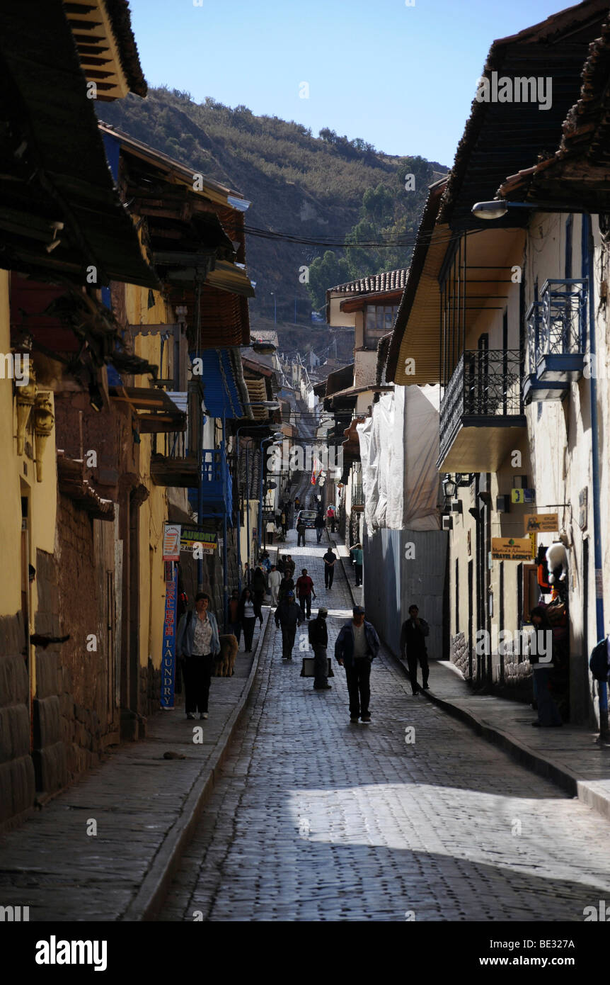 Enge Gasse, historisches Stadtzentrum, Cusco, Peru, Südamerika, Lateinamerika Stockfoto