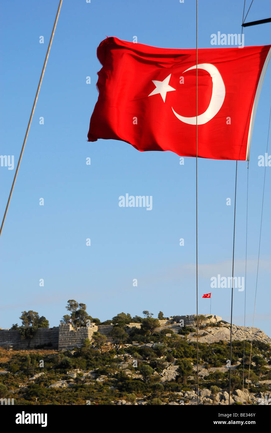 Ruinen der Burg Bozukkale, Ägäis, Mittelmeer, Türkei Stockfoto