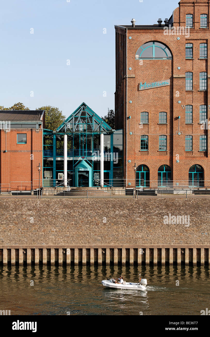 Kultur Und Stadthistorisches Museum kulturelle und historische Museum der Stadt, ehemalige Lagerhalle, Innenhafen, Duisburg, Ruhr Stockfoto