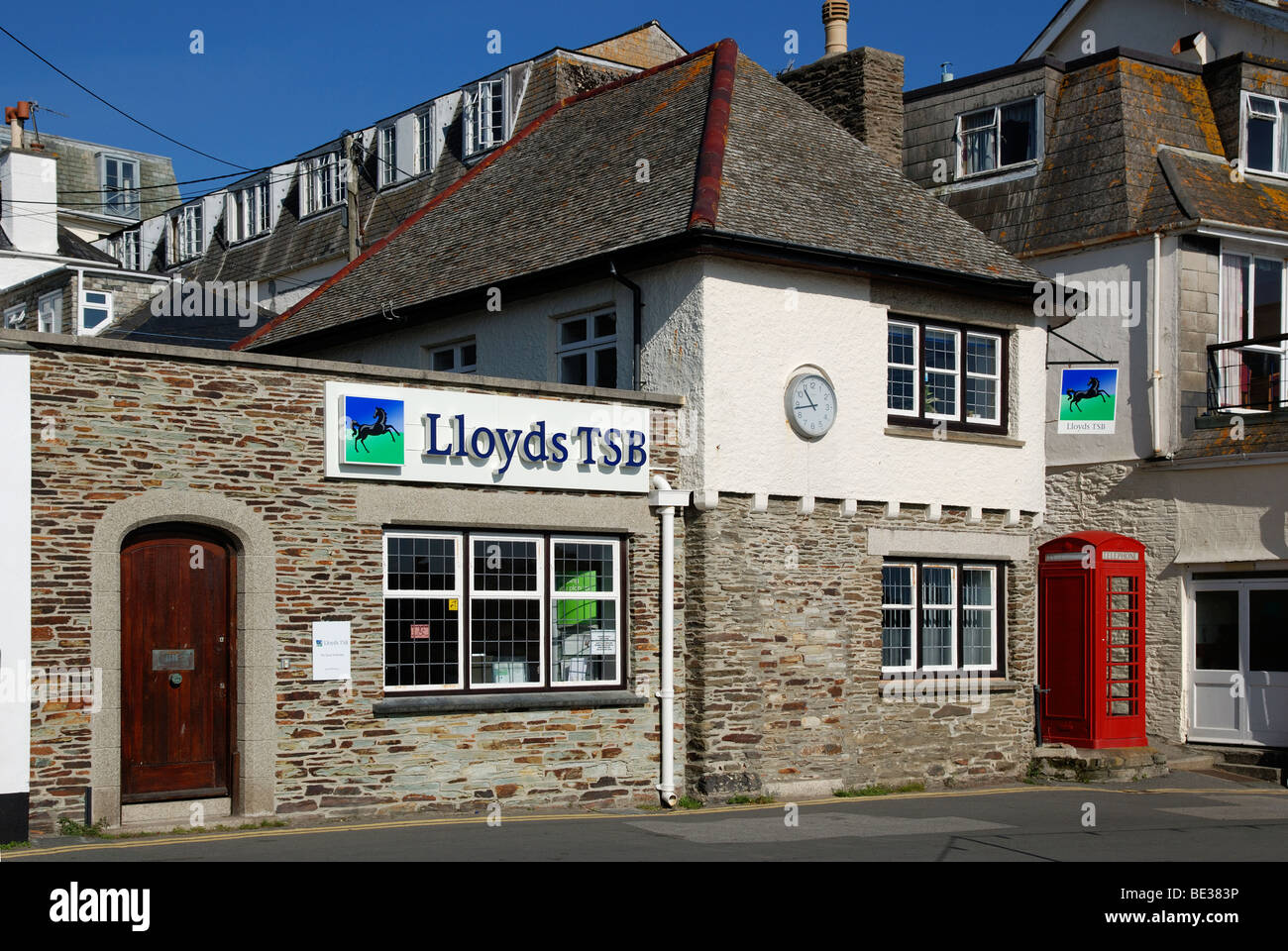 die kleinen Lloyds TSB Bank St Mawes in Cornwall, Großbritannien Stockfoto