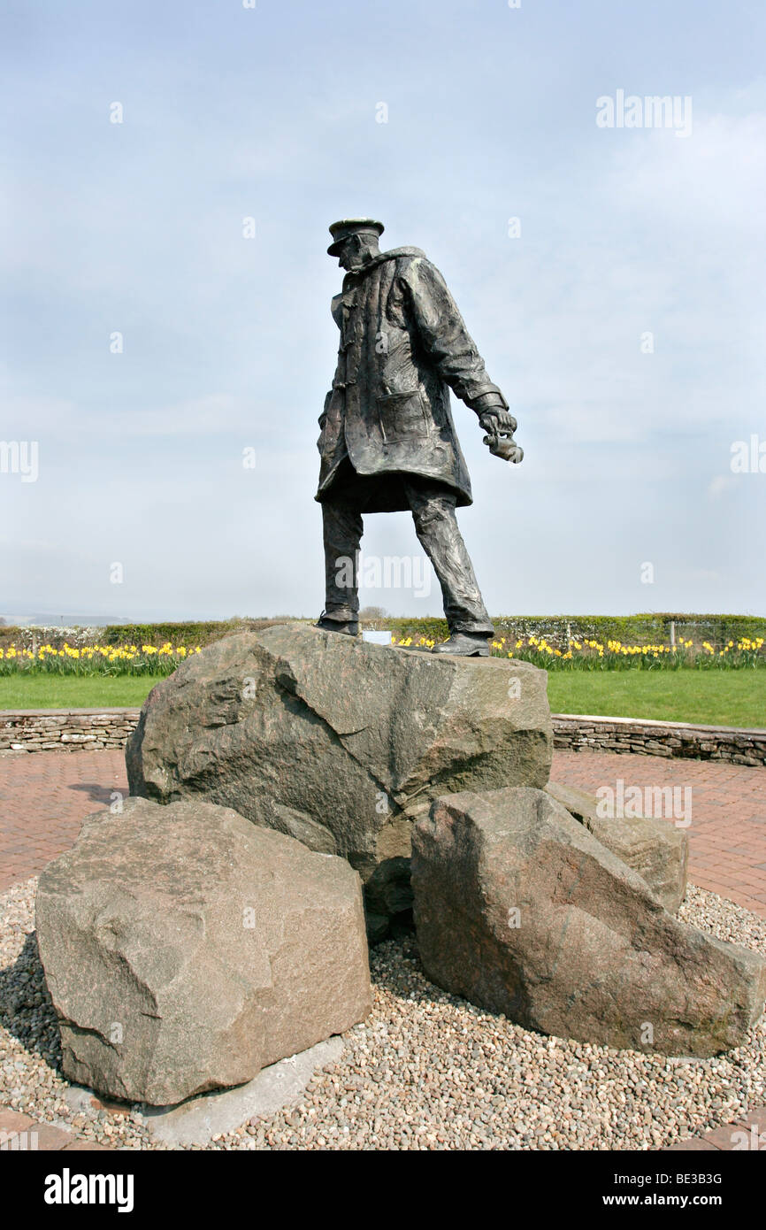 Statue von Oberst Sir David Stirling in Schottland. Gründer des Special Air Service Regiment während des zweiten Weltkriegs. Stockfoto