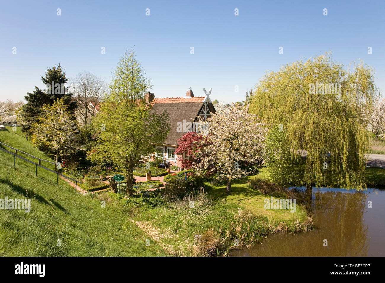 Norddeutsches bauernhaus Fotos und Bildmaterial in hoher Auflösung
