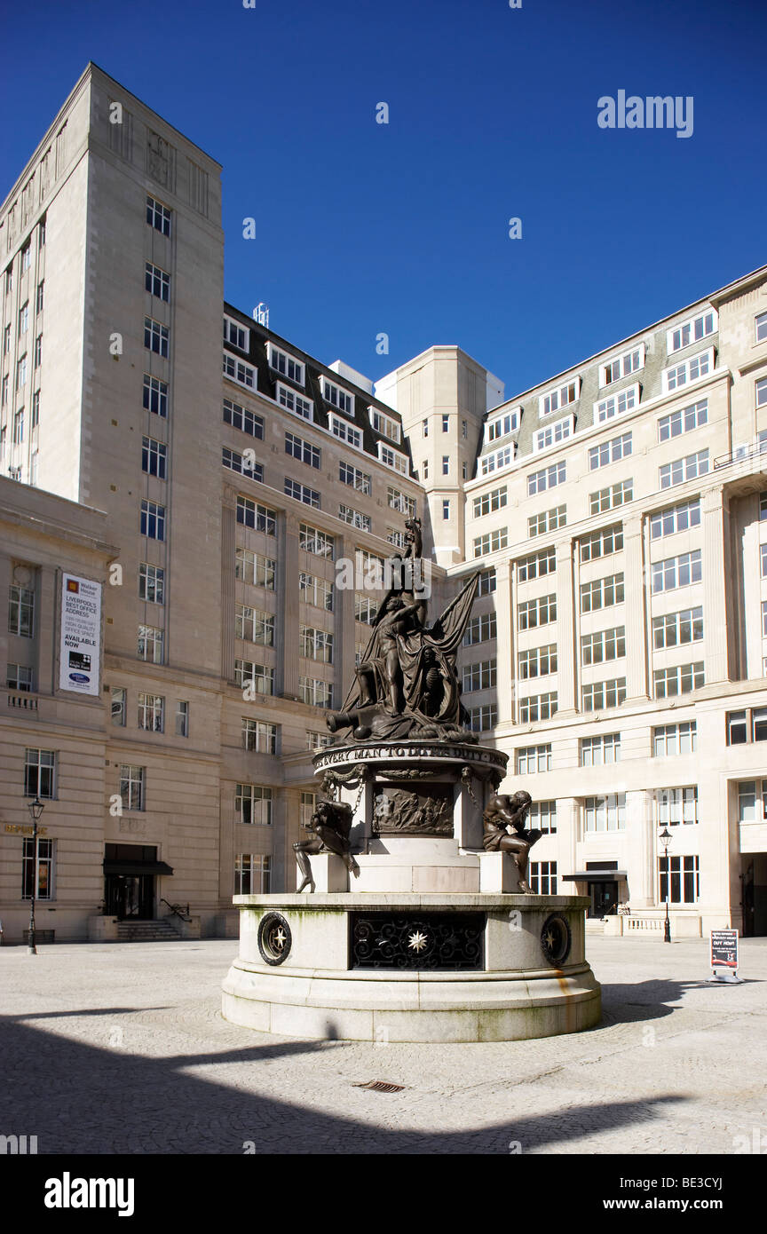 Exchange-Fahnen mit Nelson Monument in Liverpool UK Stockfoto