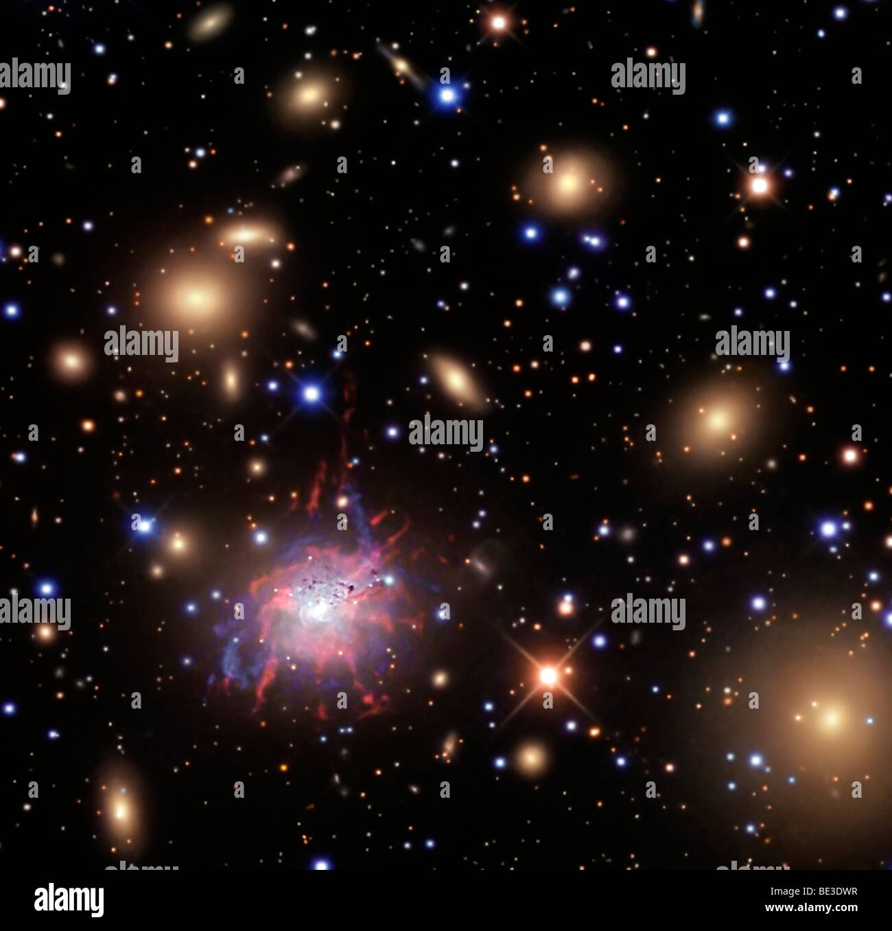 Elliptische Galaxie NGC 1275. Stockfoto