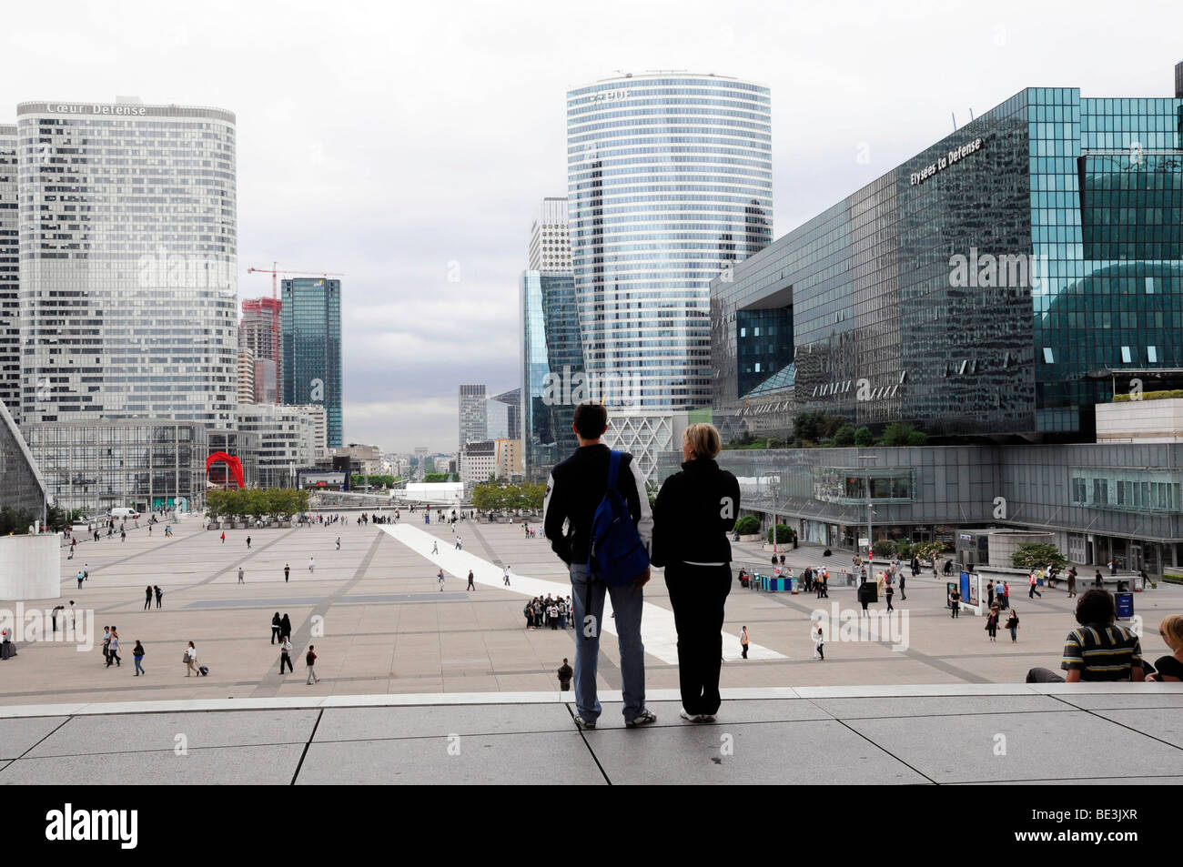 Blick von der Grande Arche, La Défense, das Business-Center, Paris, Frankreich, Europa Stockfoto