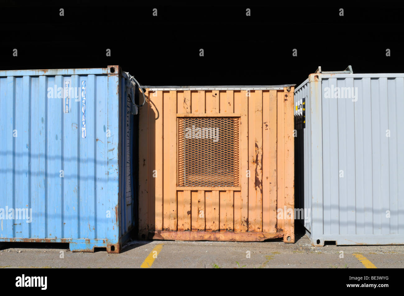 Drei Metall-Lagerung-Container Stockfoto