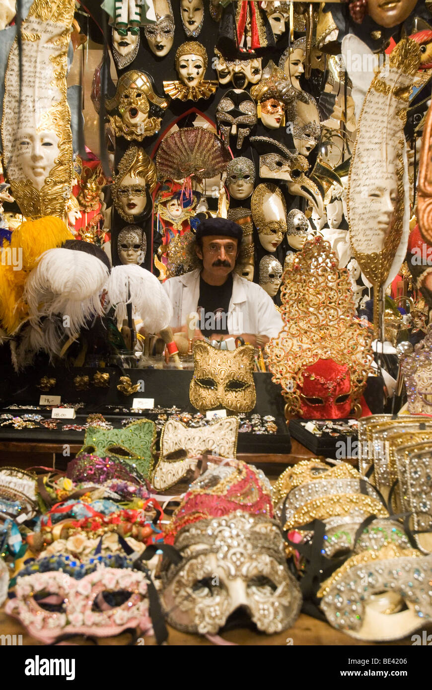 Maske Shop 'Ca' Del Sol ". Sestiere di Castello, Venedig, Italien. Stockfoto