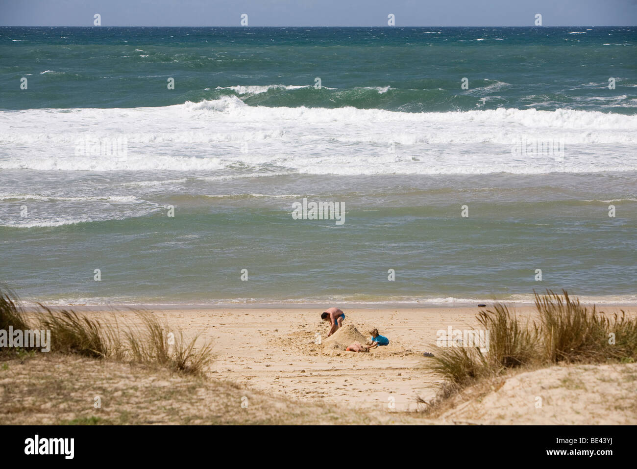 Der Strand von Lacanau-Ocean an der Atlantikküste Süd-West Küste von Frankreich in der Region Bordeaux. Stockfoto