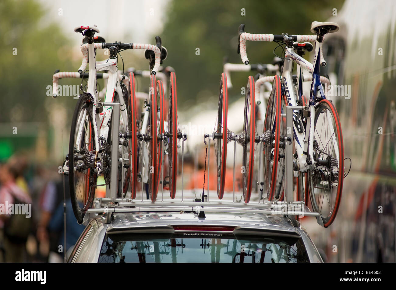Stilvolle Fahrrad Dachtrager E Bikes Fotos