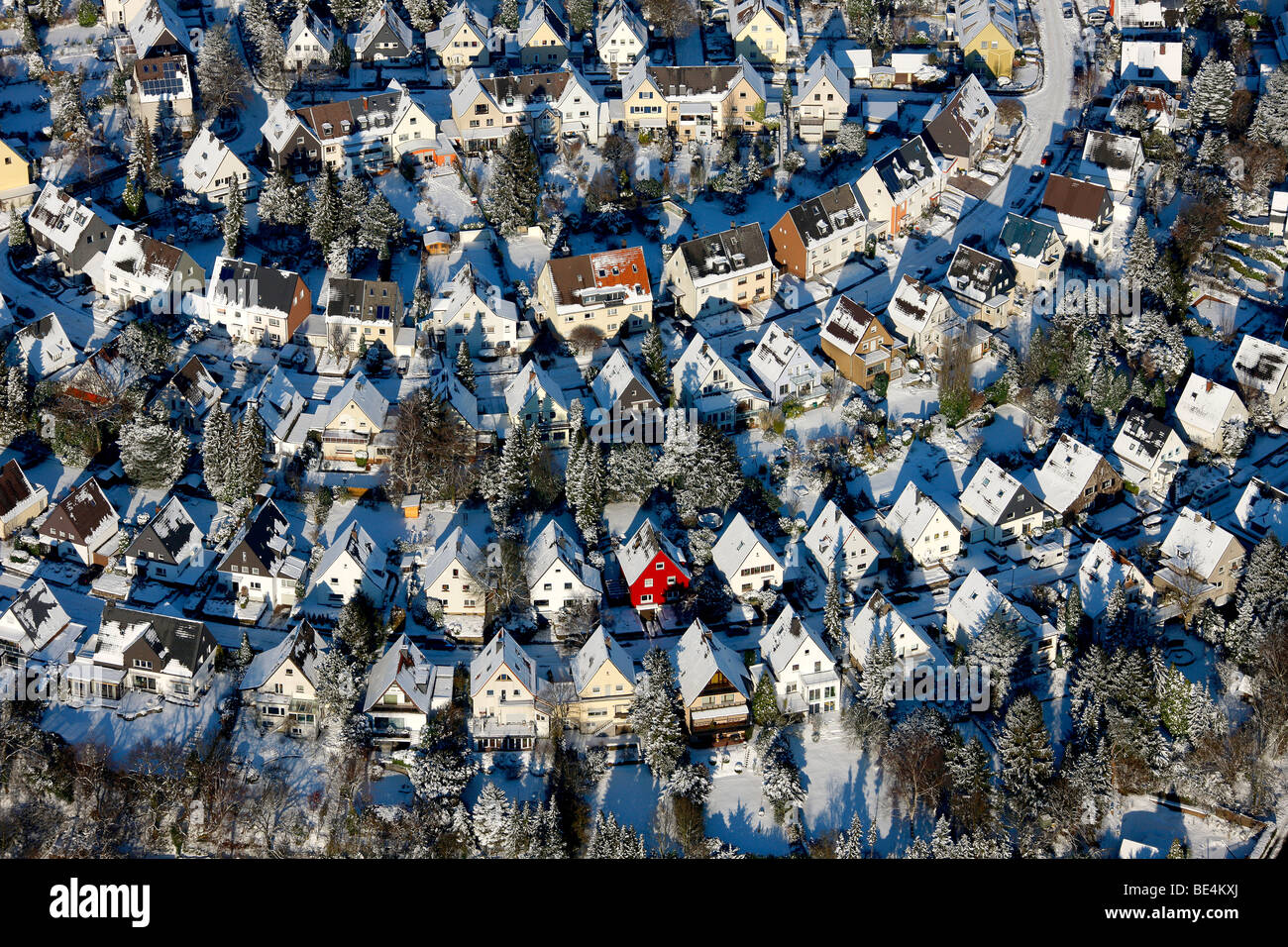 Luftaufnahme, Wohngebiet, Terrassen, Schnee, Gehrberg Bergerhausen, Essen, Ruhrgebiet, Nordrhein-Westfalen, Deutschland, Euro Stockfoto